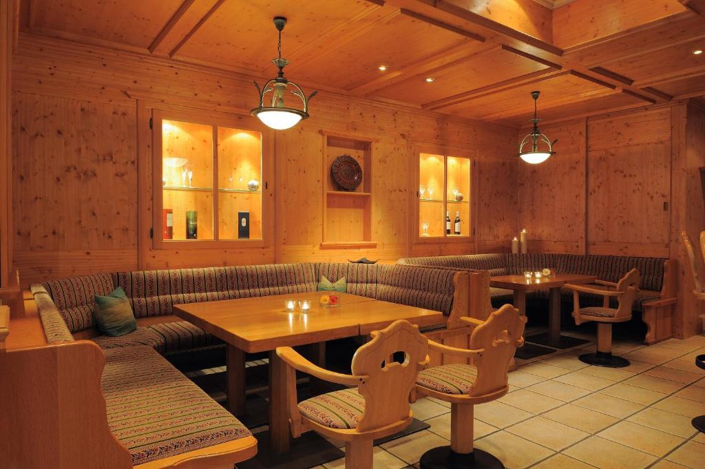 Hotel Hofgut Sternen - Wohnen In Kunst Und Kultur Breitnau Eksteriør bilde